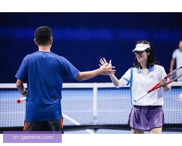 订婚后携手突围澳网成爱情见证